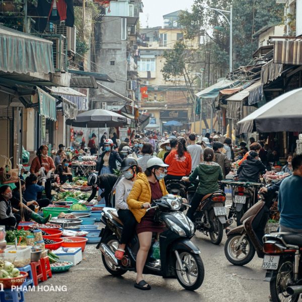 Hanoi Walking Street Food Tour