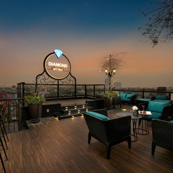 Diamond Sky Bar